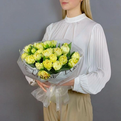 Букет желтых тюльпанов